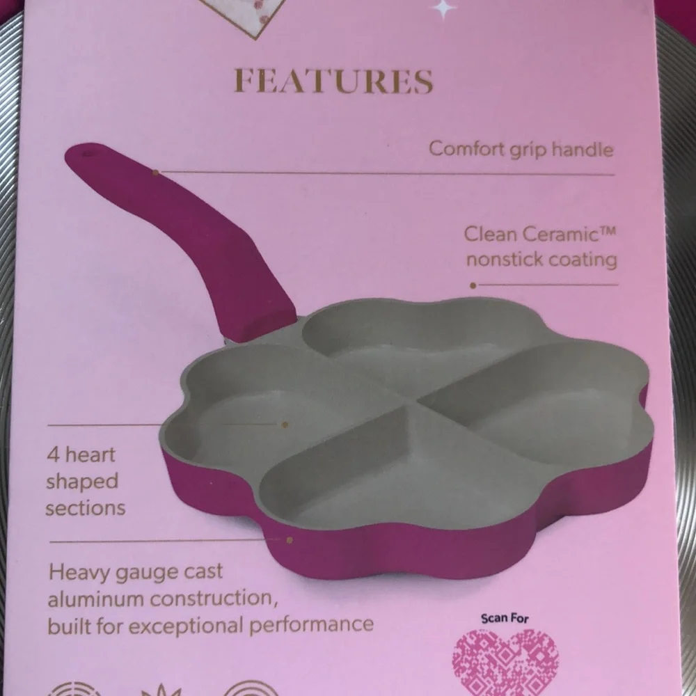 Paris Hilton Hot Tropical Pink Heart-Shaped Fry Pan